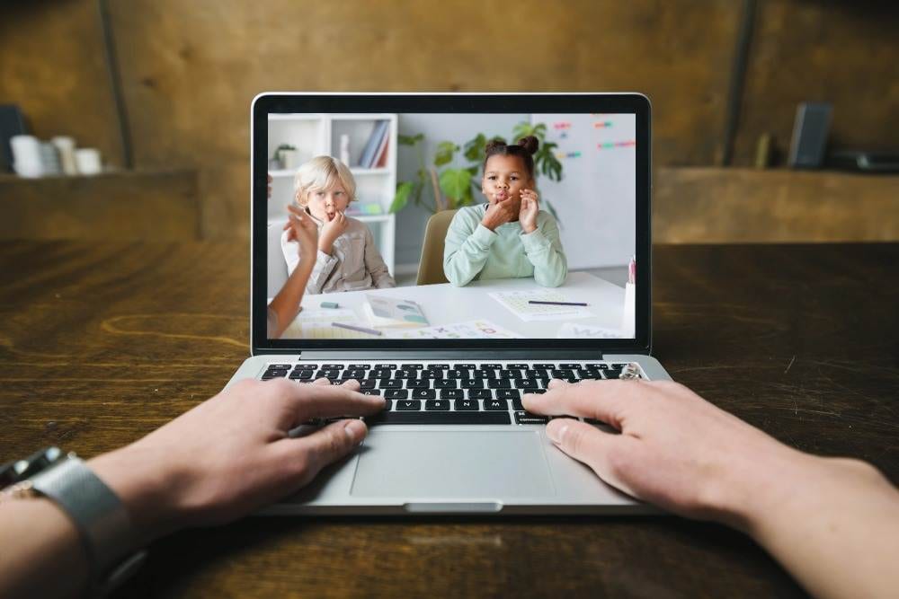 Online Counselling India by Dr Mamta Wagle Kakade for Mental Health