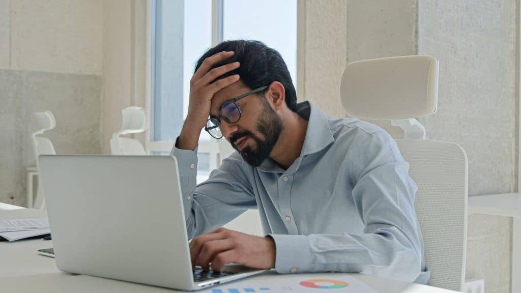 Online entrepreneur failure coping counselling